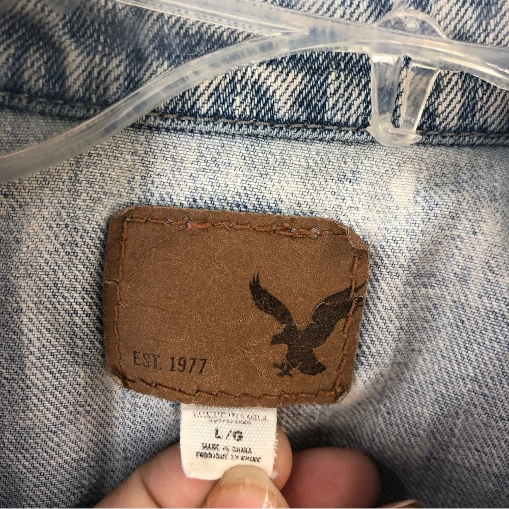 American Eagle Outfitters Jacket Womens Large Distressed Button Up Denim